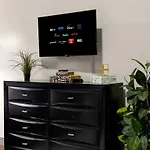 Downtown Penthouse Close To Convention Center