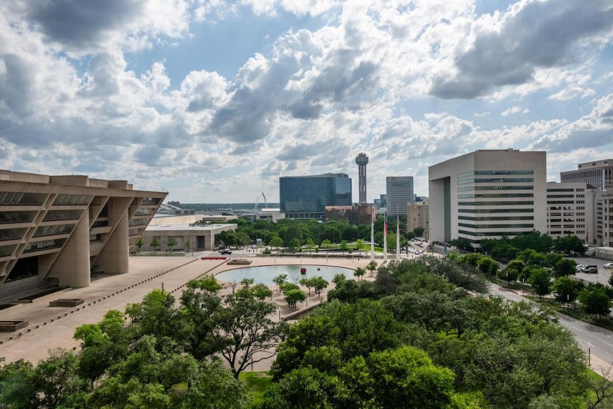 Downtown Penthouse Close To Convention Center *