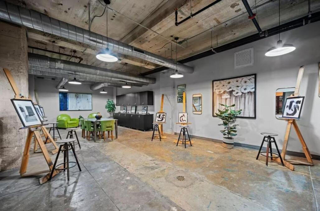 Downtown Penthouse Close To Convention Center Apartment Dallas